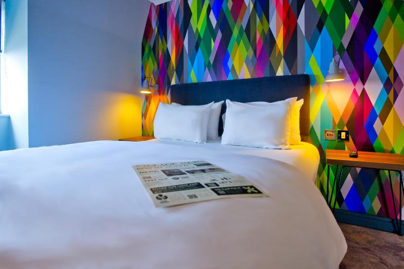Standard Double Room image 4