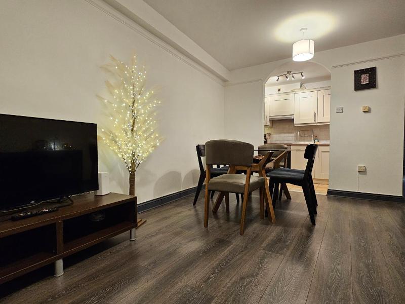 The Exchange Suite by DublinExchangeSuites - image 7