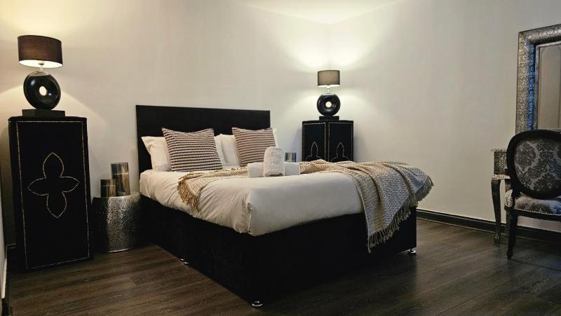 The Exchange Suite by DublinExchangeSuites - image 5
