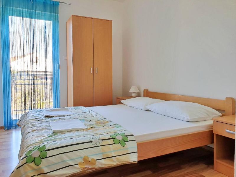 Apartments Rea - image 26