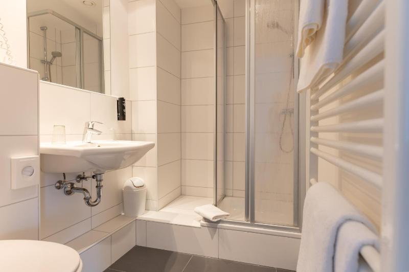 Single Room image 1