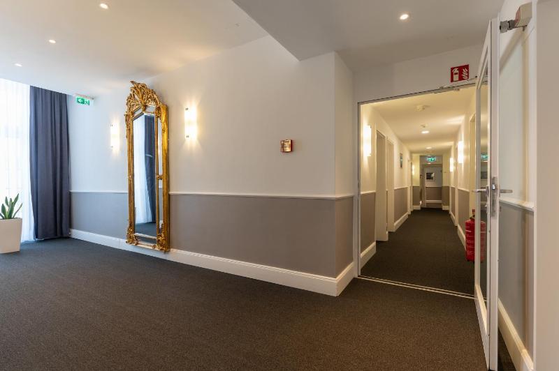 Comfort Double or Twin Room image 2