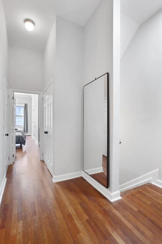 Charming Central Park Townhome - image 15