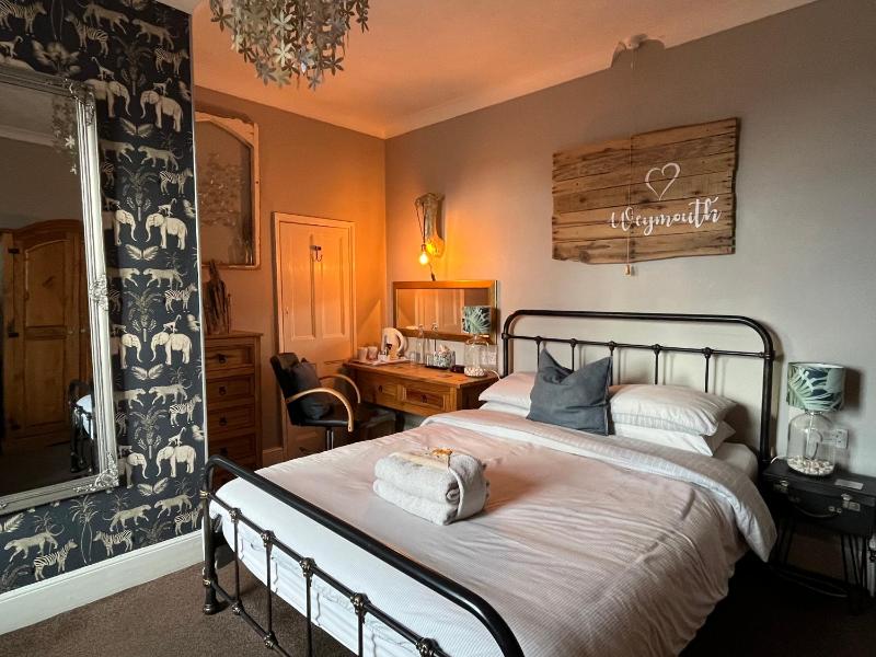 King or Twin Room image 1