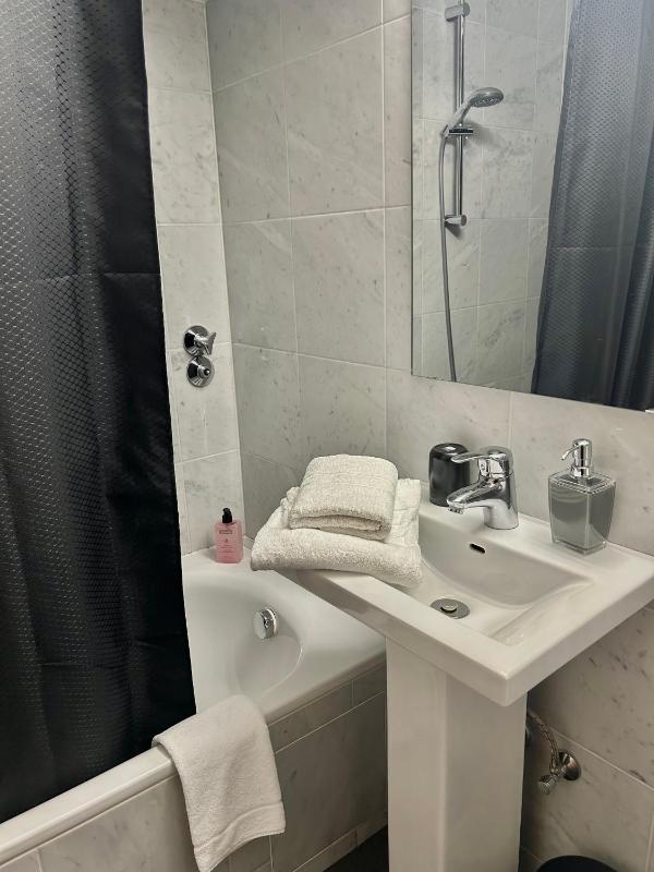 SOHO Private Zimmer & Rooms Im Herzen der Altstadt - image 25