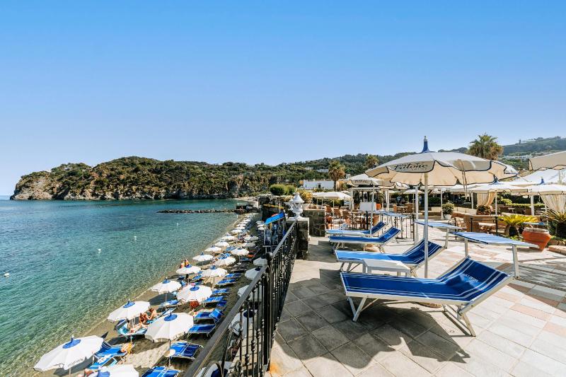 Corallo Blu Hotel De Charme - Sea & Spa access - image 30