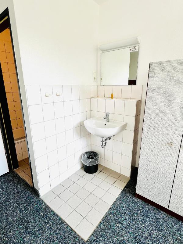 Quadruple Room image 2