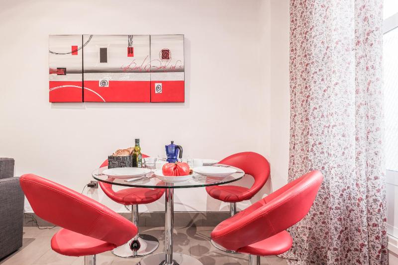 Nice apartament in Triana Sevilla - image 11