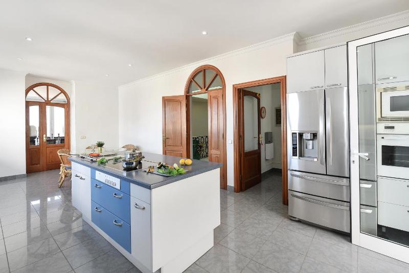 Seaview Holiday Rental by VillaGranCanaria - image 6