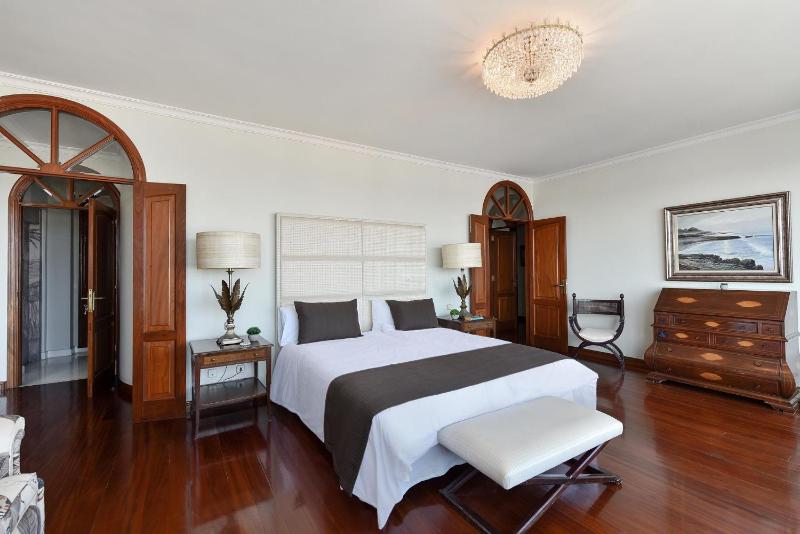 Seaview Holiday Rental by VillaGranCanaria - image 32