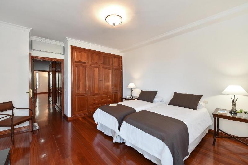 Seaview Holiday Rental by VillaGranCanaria - image 14
