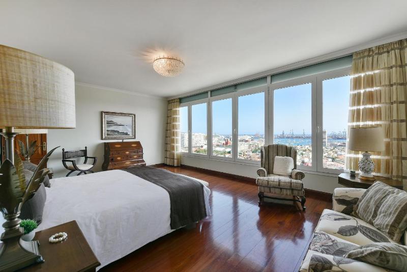Seaview Holiday Rental by VillaGranCanaria - image 17