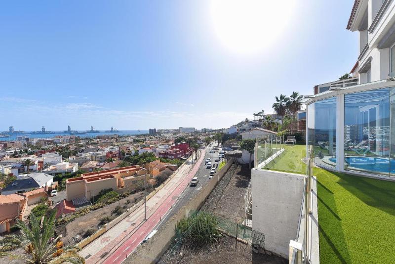 Seaview Holiday Rental by VillaGranCanaria - image 25