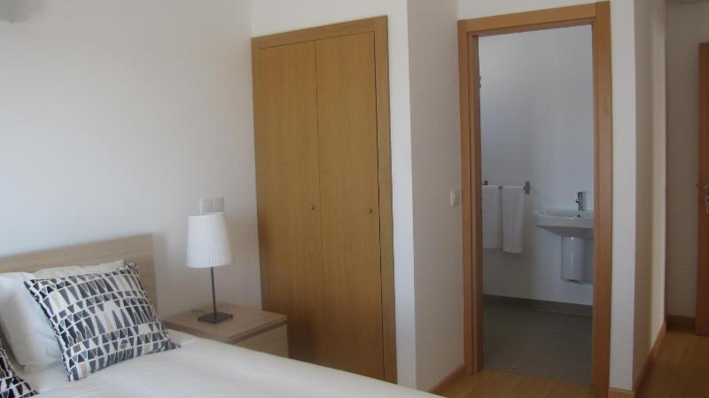 Double Room with Balcony image 4