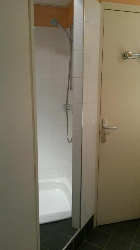 Double Room image 3