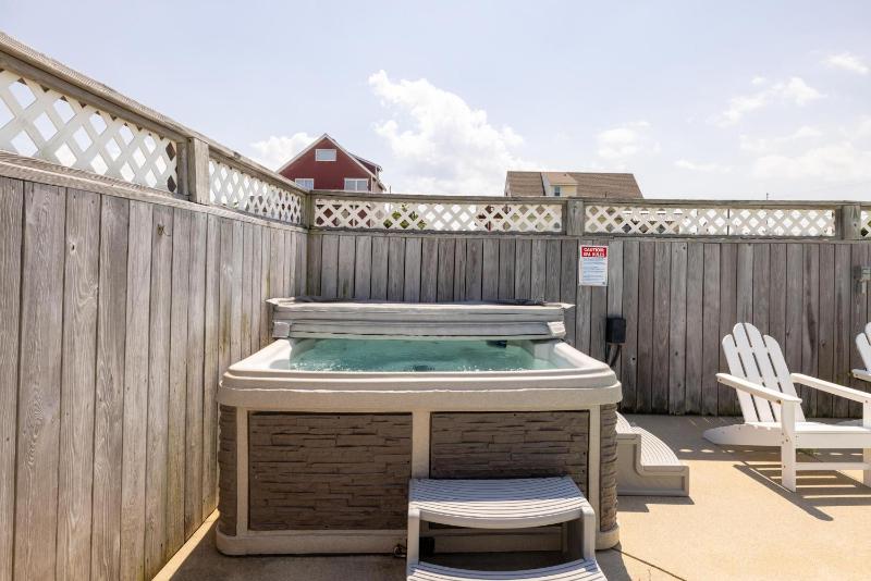 KDH376 Ocean Escape - image 7