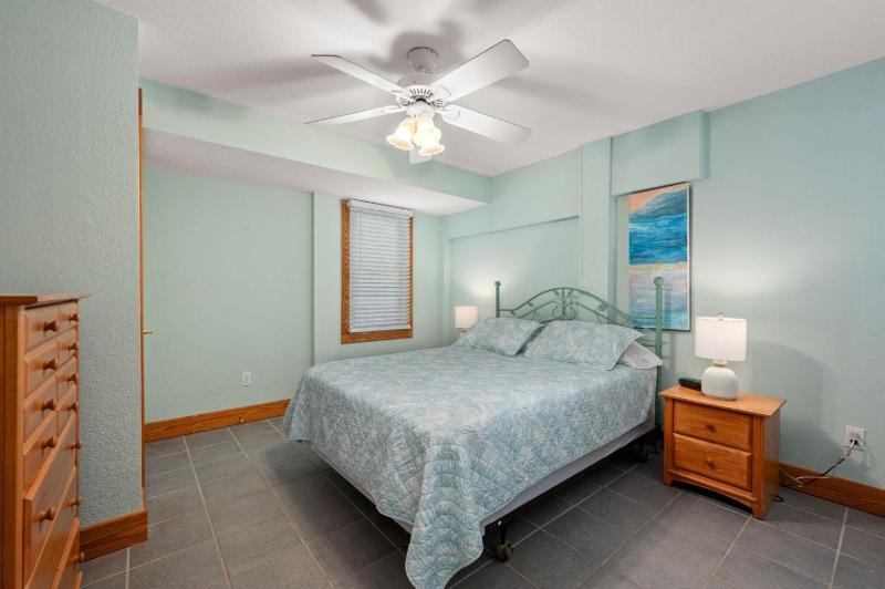 WH582 Beachnuts Too - image 33