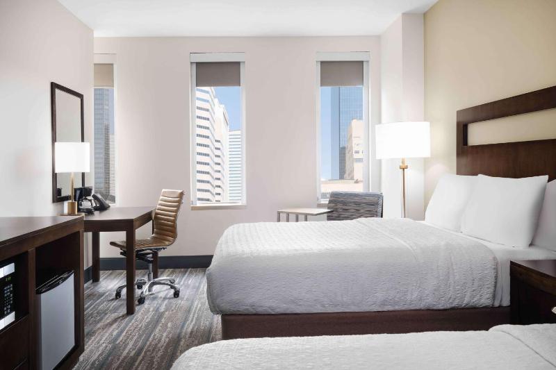 Hampton Inn & Suites Denver/Downtown-Convention Center - image 15