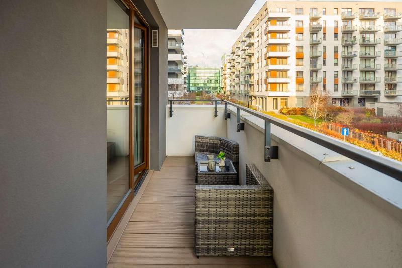Family Apartment Cybernetyki with AC and Parking by Noclegi Renters - image 12