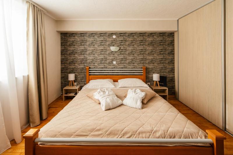 Double Room - Smoking image 4