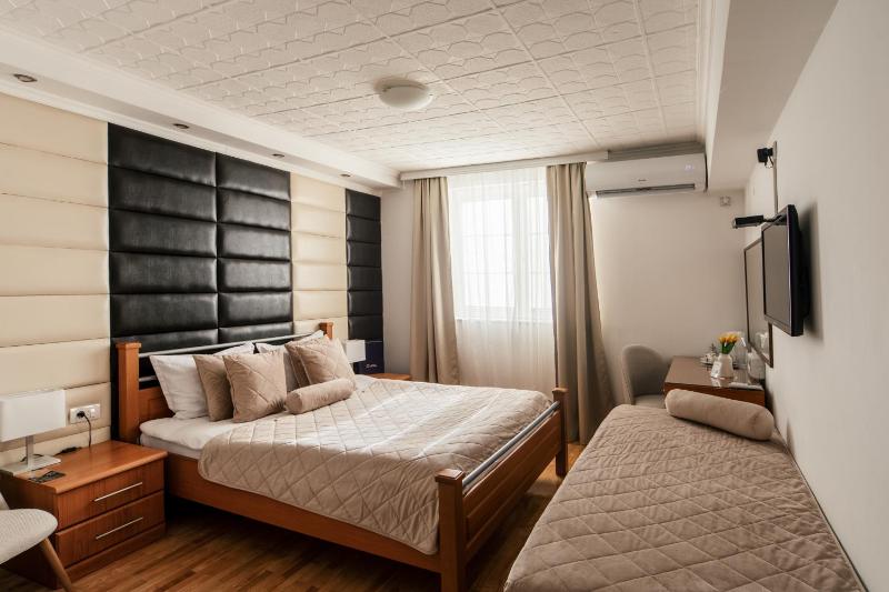Triple Room non Smoking image 3