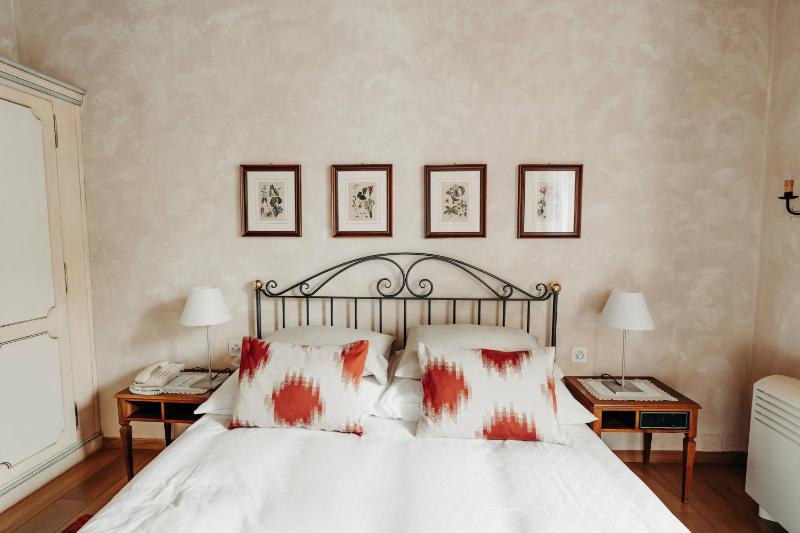 Standard Double Room image 1