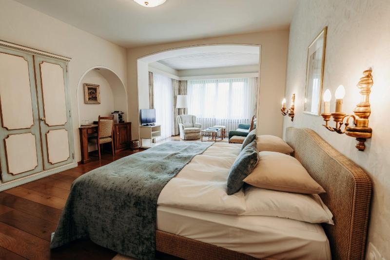 Superior Double Room image 1