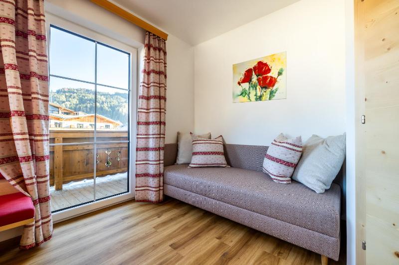 Apartment image 4