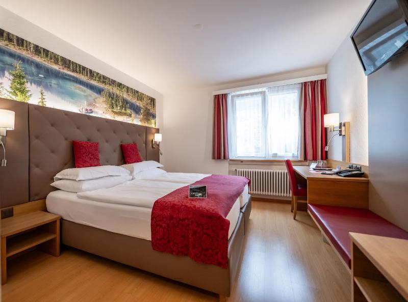 Standard Double Room image 1