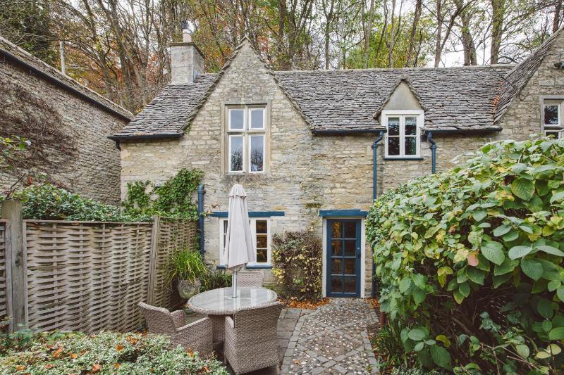 Trumpeter Cottage image 2