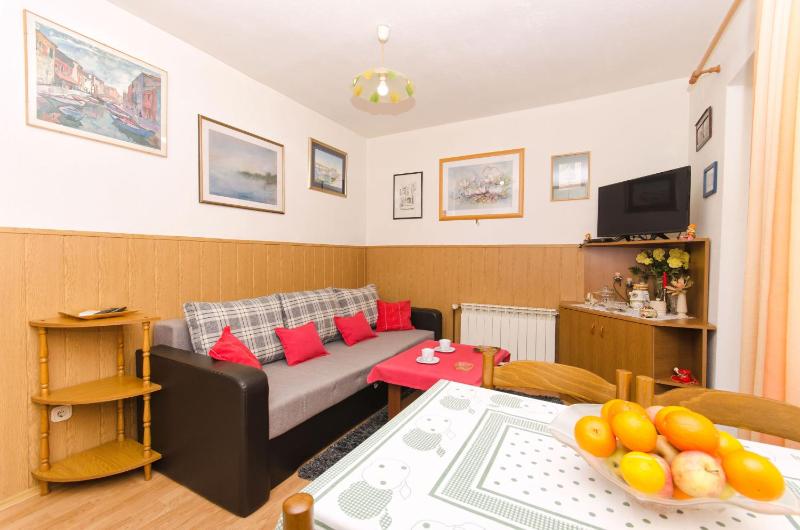 Apartment Vrilo - image 29