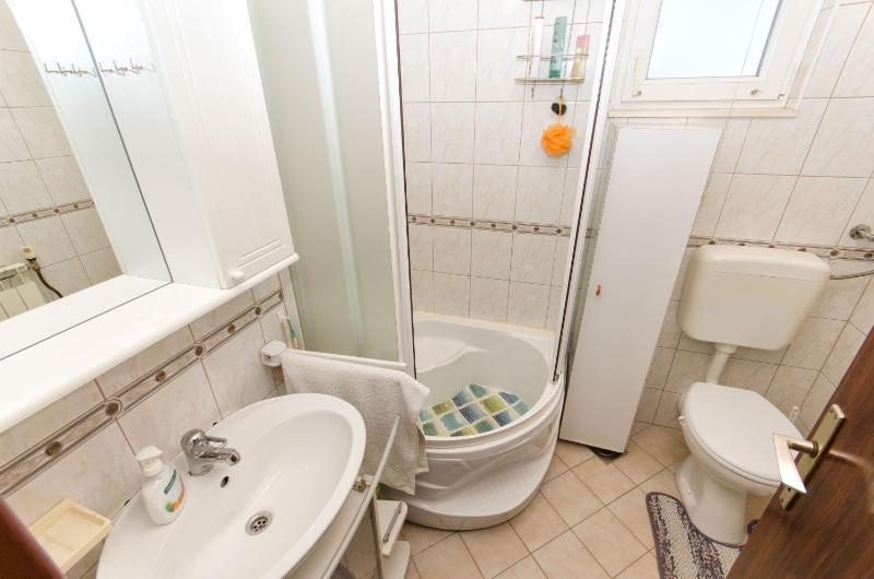Apartment Vrilo - image 14