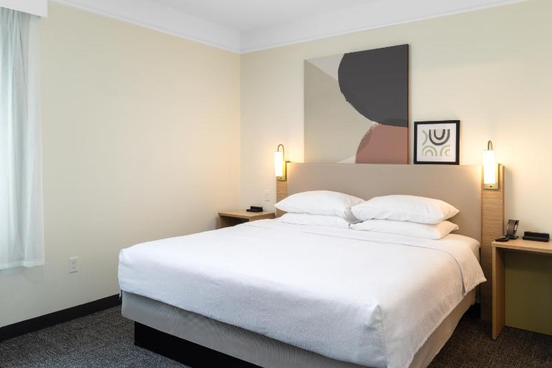 King Suite image 3
