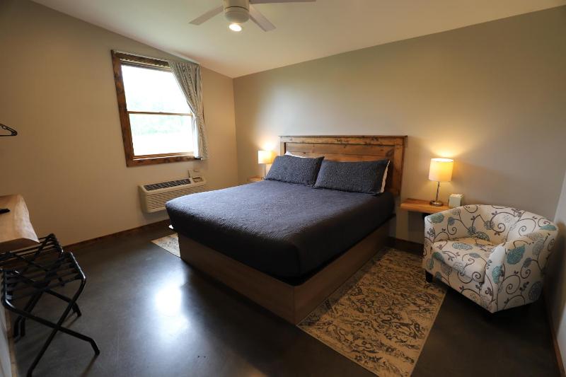 One-Bedroom Chalet image 4