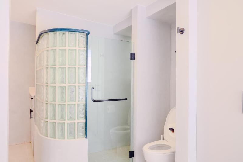 5BR House with Pool and King Beds in Punta Paitilla - image 16