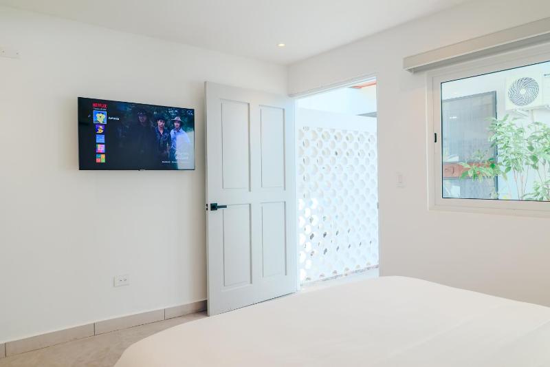 5BR House with Pool and King Beds in Punta Paitilla - image 15