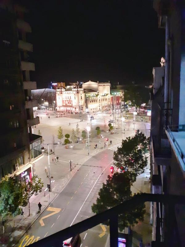 Four-Bedroom Apartment with Terrace image 2