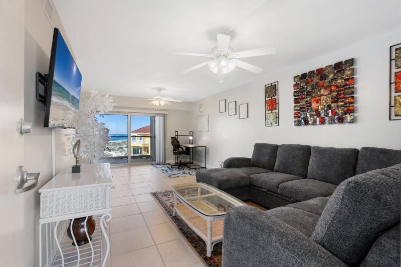 Regency Towers Unit 406W - image 35