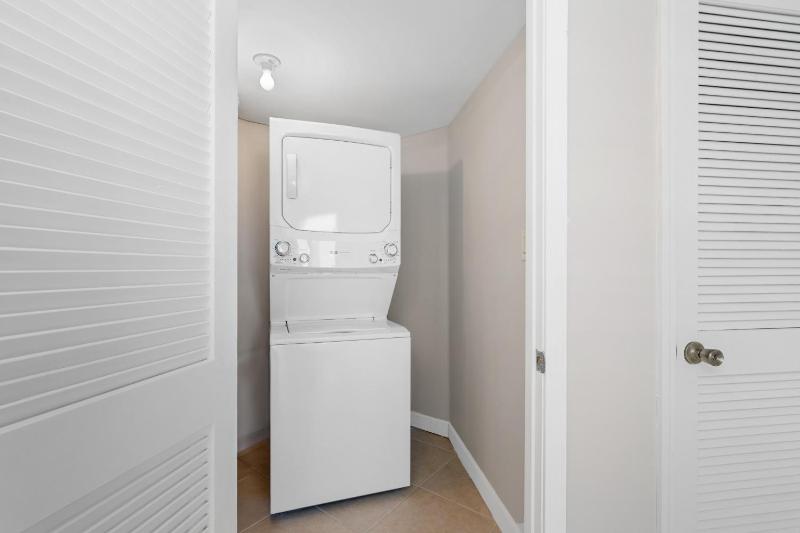 Regency Towers Unit 406W - image 24