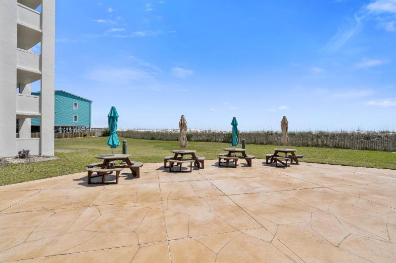 Regency Towers Unit 406W - image 47