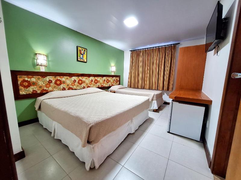 Alto da Praia Hotel - image 11