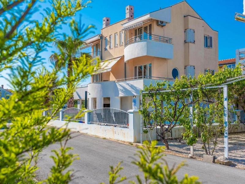 Family friendly house with a swimming pool Privlaka Zadar - 23642 - image 13