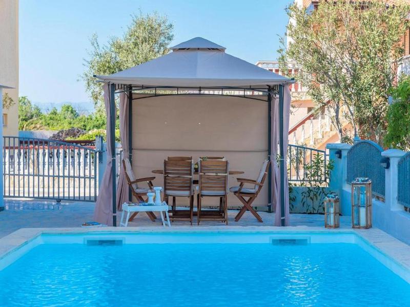 Family friendly house with a swimming pool Privlaka Zadar - 23642 - image 11