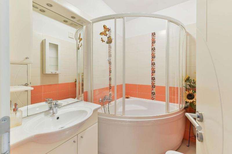 Family-friendly apartments with swimming pool Zadar - 23646 - image 19