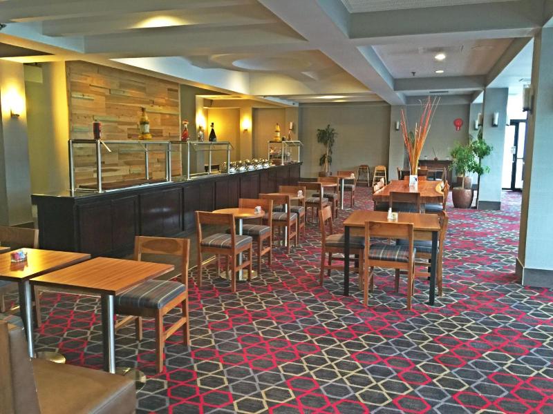 Wyndham Garden Pittsburgh Airport - image 20
