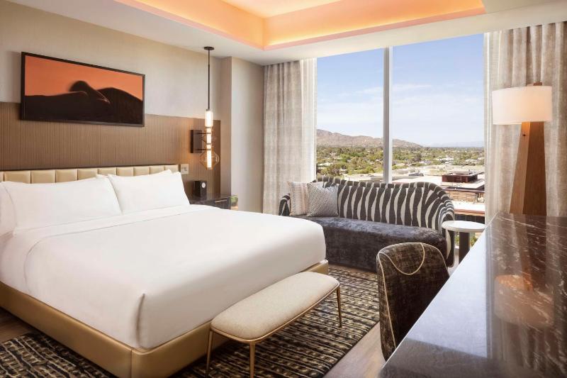 Caesars Republic Scottsdale a Hilton Hotel - image 13
