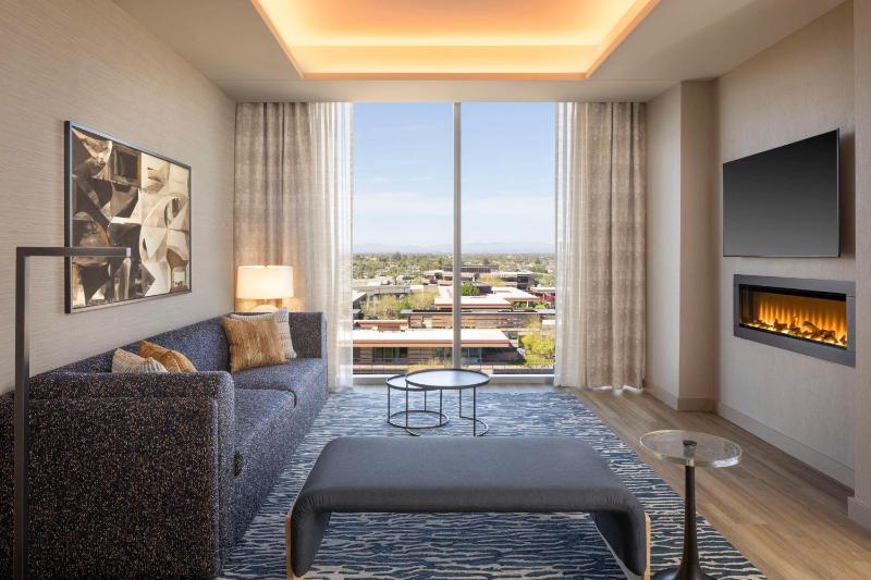 Caesars Republic Scottsdale a Hilton Hotel - image 2