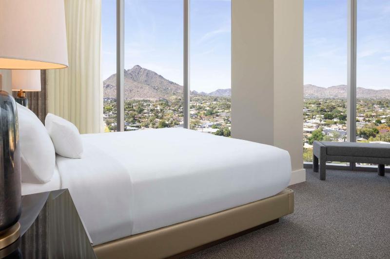 Caesars Republic Scottsdale a Hilton Hotel - image 25