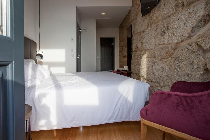 Double Room image 3