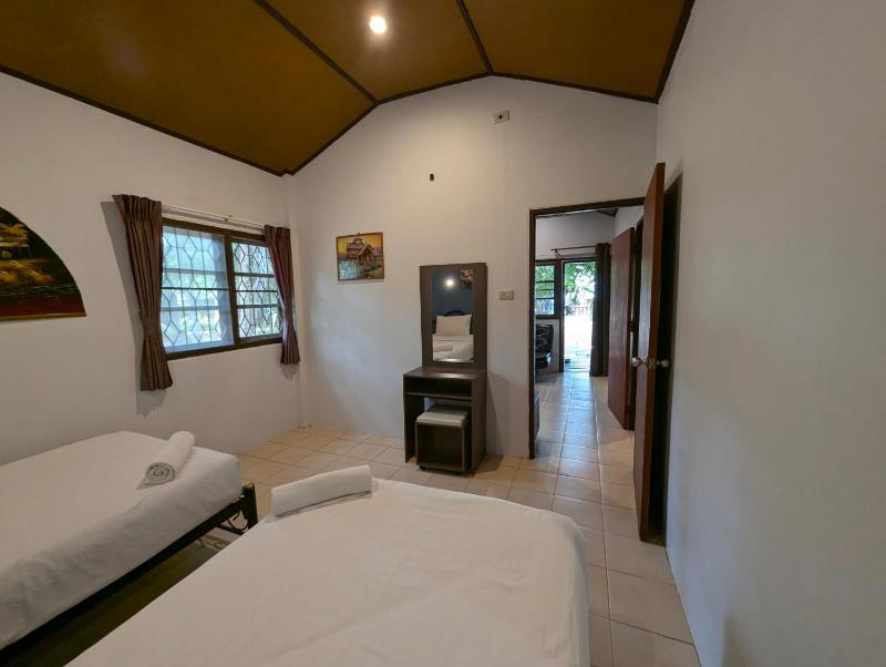 Moonhut Bungalows - image 43